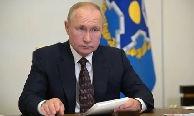 Tổng thống Nga Putin khẳng định hàng chục quan chức điện Kremlin mắc Covid-19